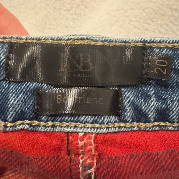 Women’s L&B Cut Off Jean Shorts - Picture 3 of 5